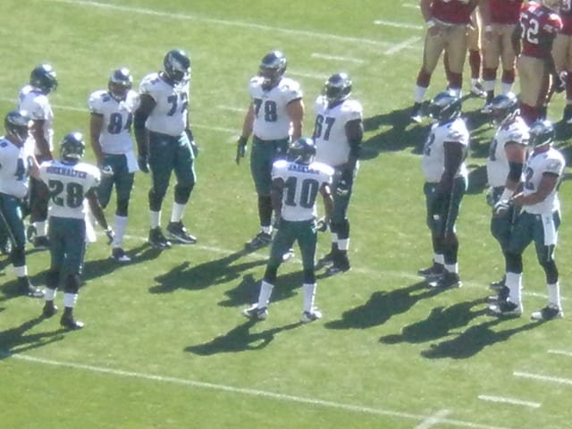 Eagles in huddle at Philadelphia at SF 10-12-08 1